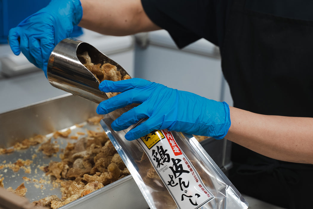 鶏皮せんべい 沖縄製造・元祖唐揚げ三平監修
